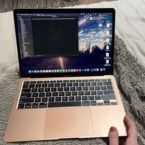 MacBook Air 2020 Rose Gold